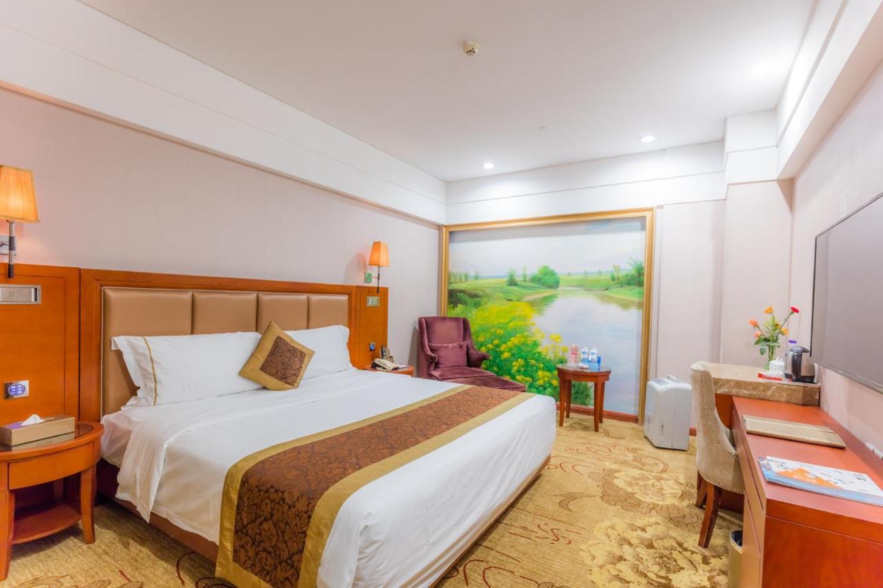 Zhuhai Guotai Hotel Exterior photo